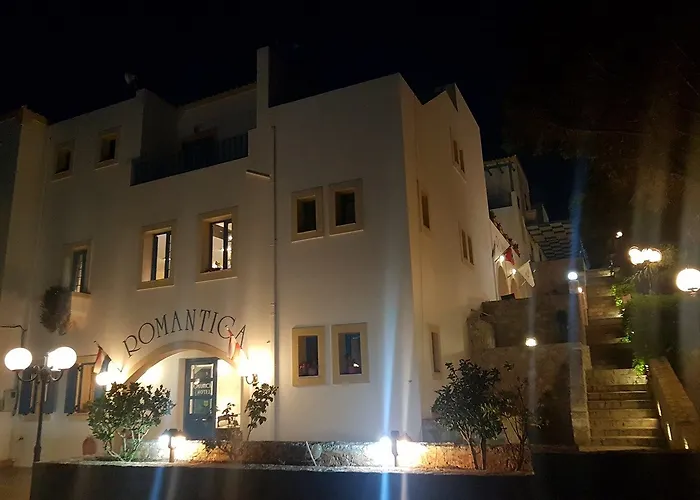 罗曼缇卡酒店 3*