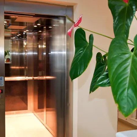 Romantica Agia Pelagia (Kythira)