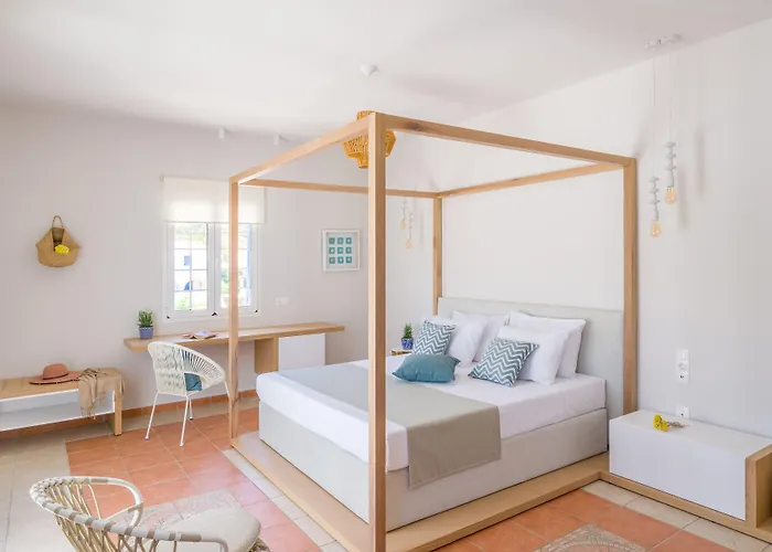 Romantica Agia Pelagia (Kythira)